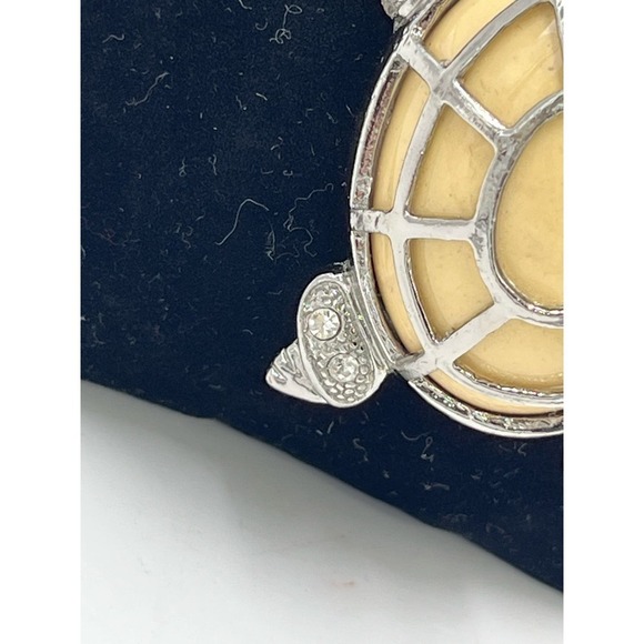 Vintage Turtle Cream Stone Silver Tone Pave Crystals Pin Brooch - Picture 6 of 14